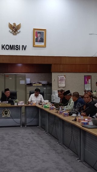 Koalisi Masyarakat Sipil Desak Ranperda Lingkungan Hidup Riau Berpihak pada Masyarakat Adat